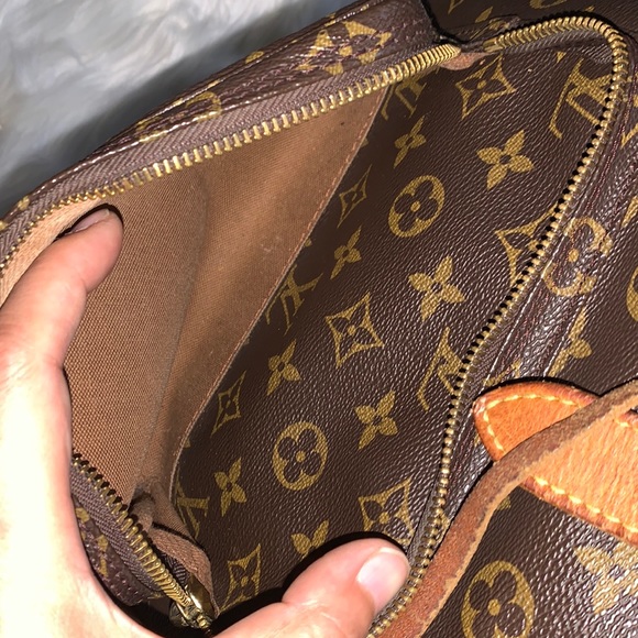 Louis Vuitton Montsouris GM Monogram Backpack - Picture 14 of 17